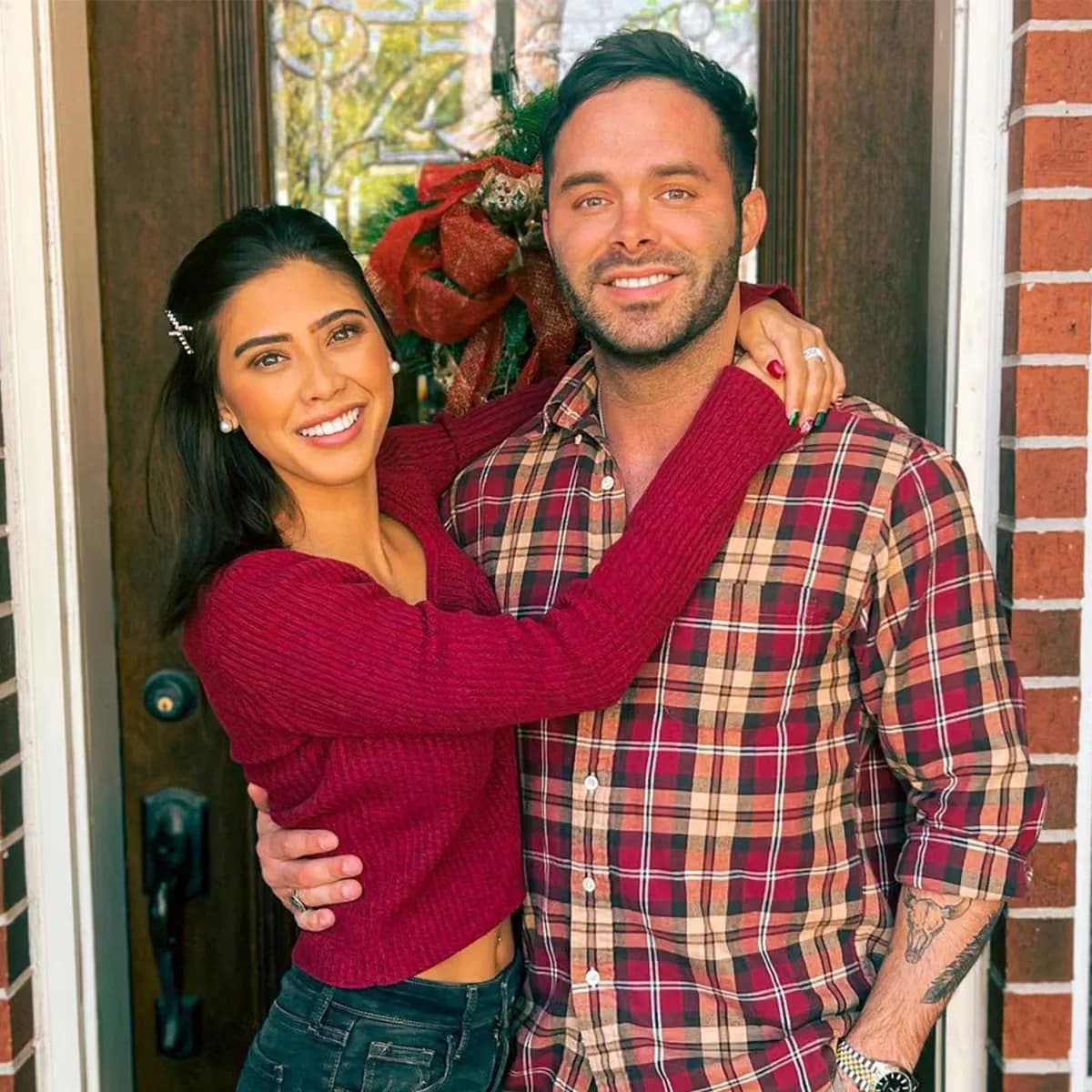 E! News: The Ultimatum's April Marie Is Pregnant, Expecting First Baby With Cody Cooper